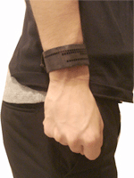 �t�@�N�g�^�����U�[�u���X���b�g